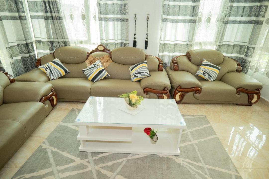 The City Block Apartment Bujumbura Exterior photo